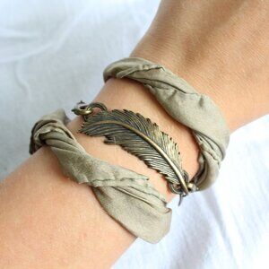 NWOT Handcrafted Feather Cloth/Fabric Wrap Bracelet Boho Design